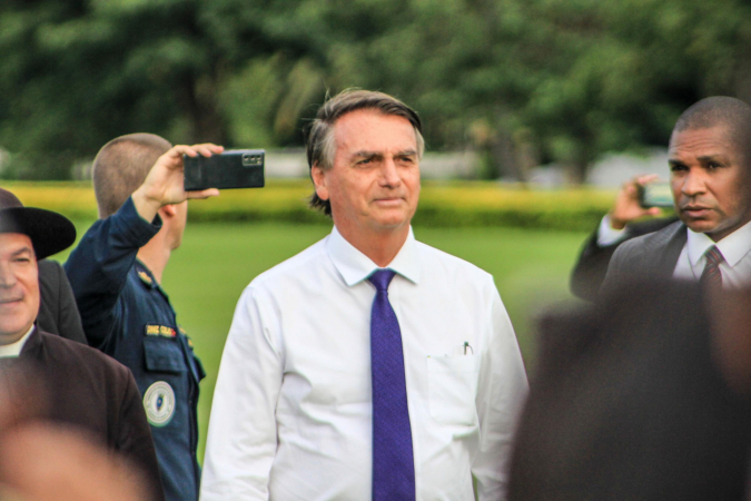 Ex-presidente Bolsonaro emite passagem aérea de retorno para o Brasil