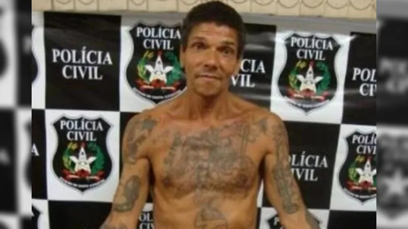  Pedrinho Matador é assassinado na grande São Paulo Assassino em série passou 42 anos preso por ter cometido pelo menos 11 homicídios