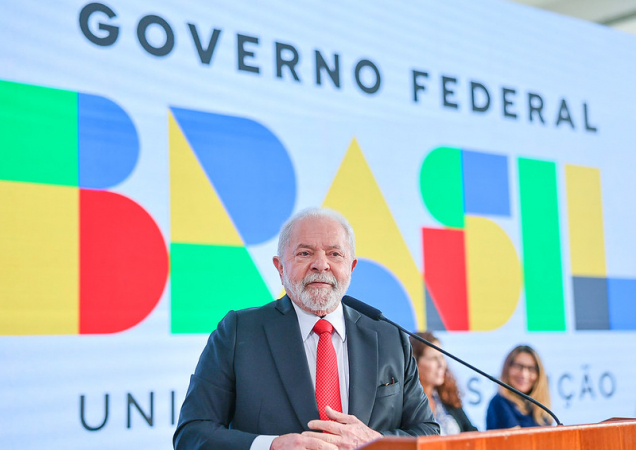  Lula pressiona ministros por aumento na propaganda dos feitos presidenciais às vésperas dos 100 dias de governo