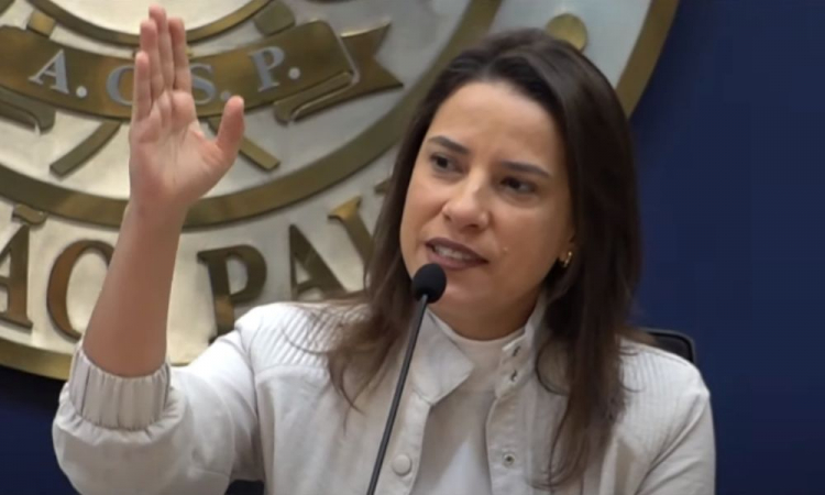  Governadora de Pernambuco faz apelo por responsabilidade fiscal e reforma tributária em evento