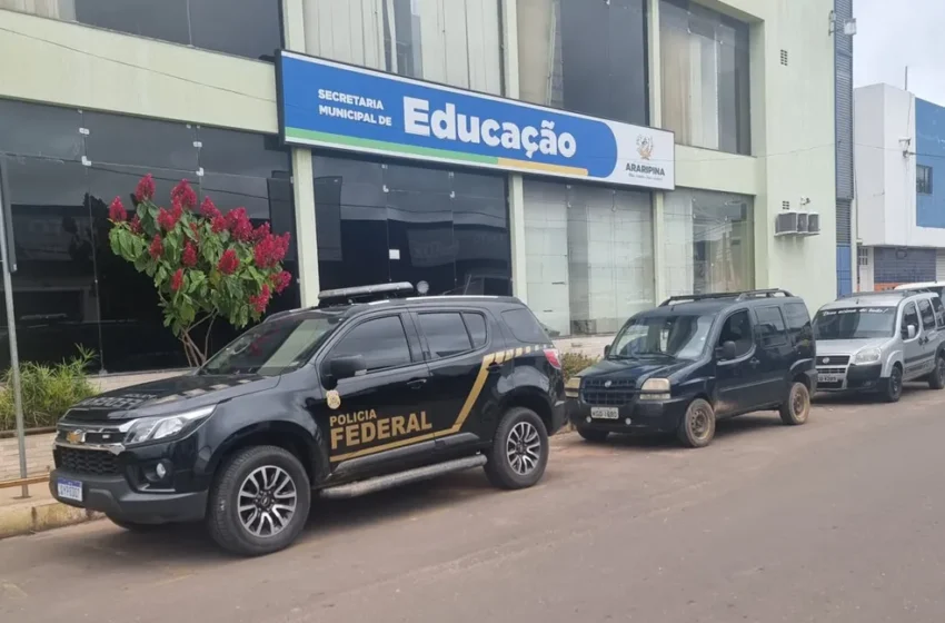  PF investiga fraude em licitação e superfaturamento de notebooks na prefeitura de Araripina Estão sendo cumpridos cinco mandados de busca e apreensão, sendo três no município de Juazeiro, na Bahia e dois na sede da Prefeitura de Araripina.