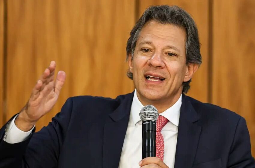  Haddad anuncia isenção de IR para quem ganha até R$ 5 mil