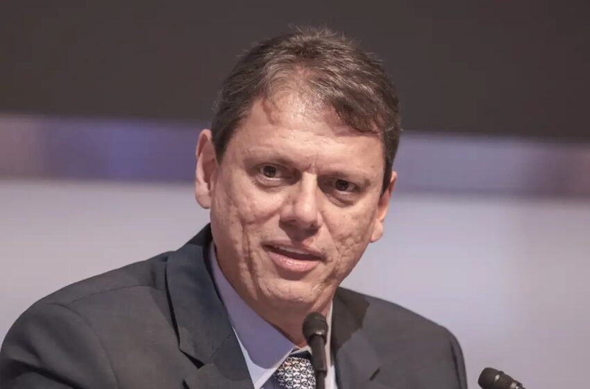  Tarcísio reafirma candidatura à reeleição, desconversa do Planalto e anuncia visita a Bolsonaro