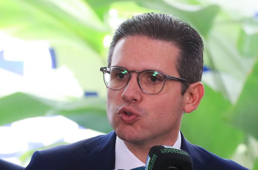  Na abertura do ano legislativo, Motta promete acelerar PEC da Segurança e fim da escala 6×1