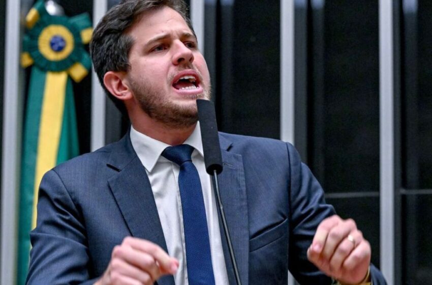  Pedro Campos pede investigação sobre conteúdos que fazem apologia à violência contra mulheres nas redes sociais