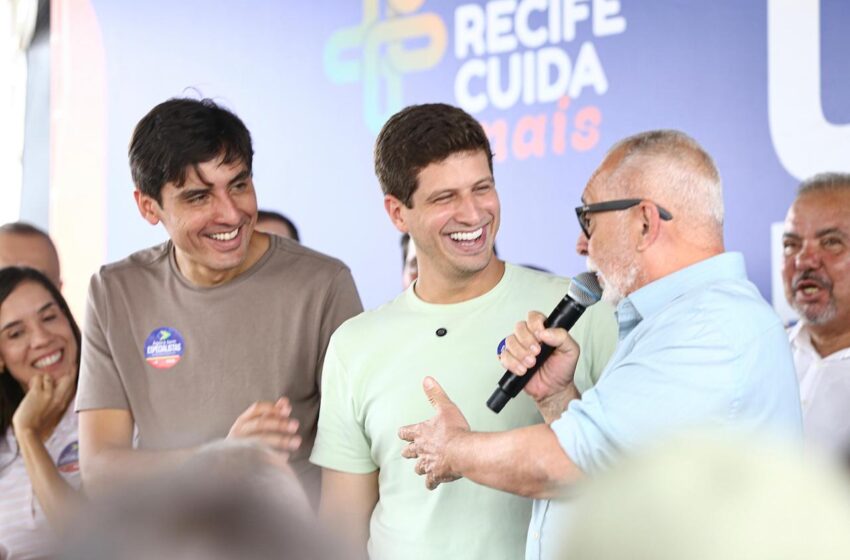  João começa a circular no Recife com Carlos Costa, escolhido candidato a vice na chapa de governador