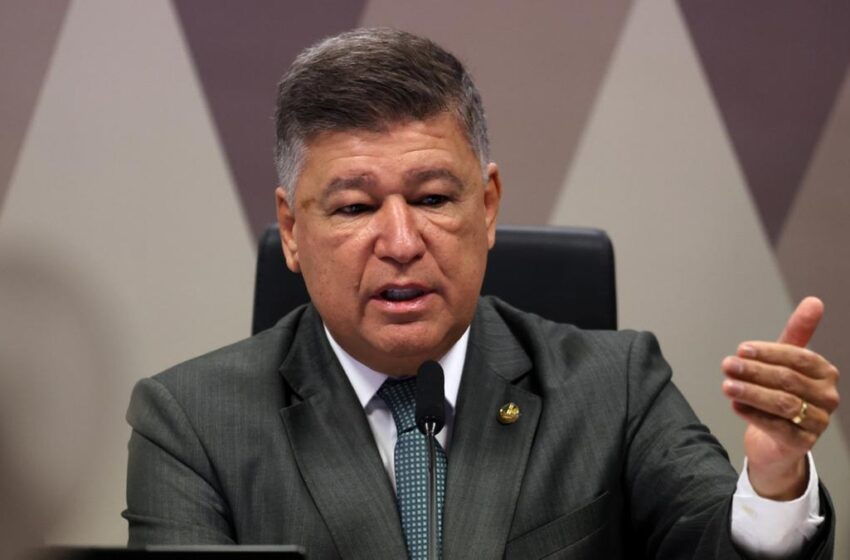  Presidente da CPMI do INSS diz que telefone do STF teve contato com Vorcaro
