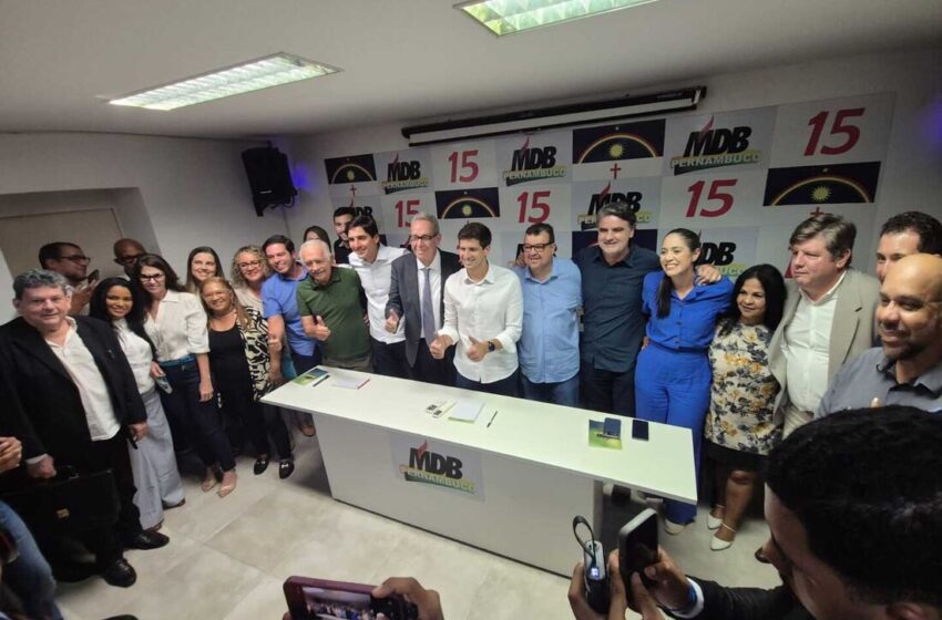  Rede Nordeste de Rádio – Programa Frente a Frente com Magno Martins  MDB-PE promove ato de filiação de pré-candidatos a deputado federal e estadual