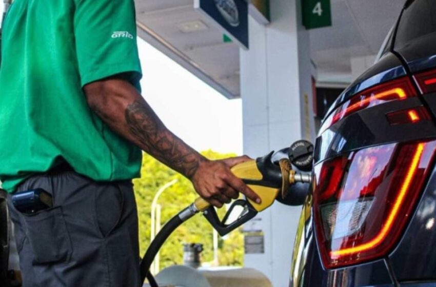  Petrobras anuncia alta de R$ 0,04 na gasolina vendida a distribuidoras