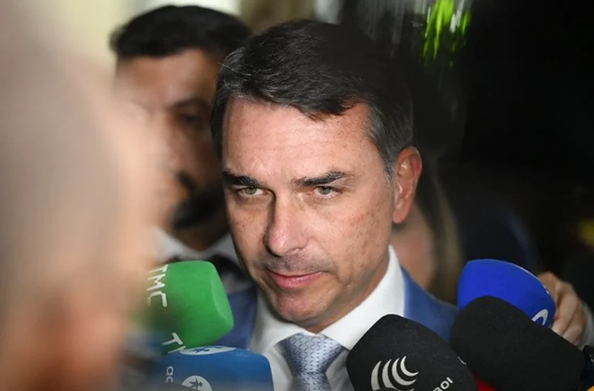  PT aciona TSE contra Flávio por fala sobre urnas; Nunes Marques é relator