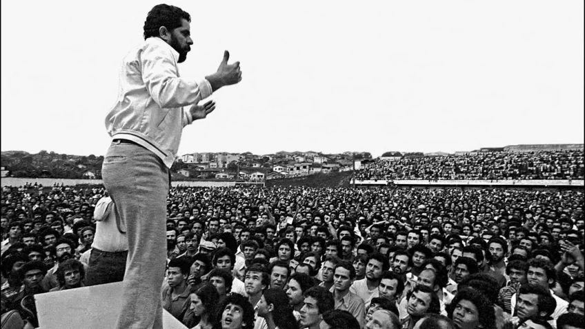  Lula escolhe berço das greves do ABC para iniciar campanha