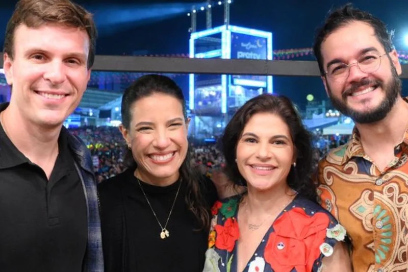  Raquel deve chegar à sua Convenção no próximo domingo acompanhada de Priscila, Túlio e Miguel
