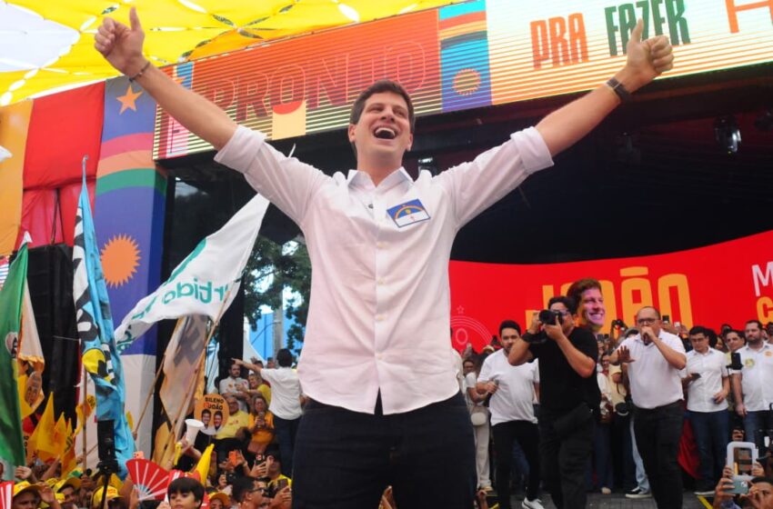  PSB lança candidatura de João Campos ao governo de Pernambuco