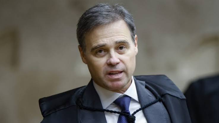  Caso Master – André Mendonça dá xeque-mate em Moraes ao retirar sigilo de documentos da PF