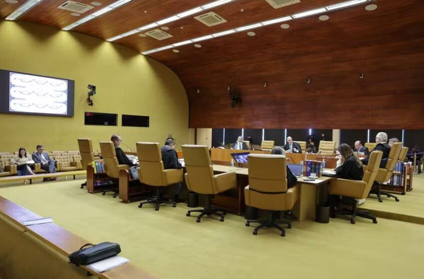  STF equipara prazos de licença-maternidade biológica e adotiva