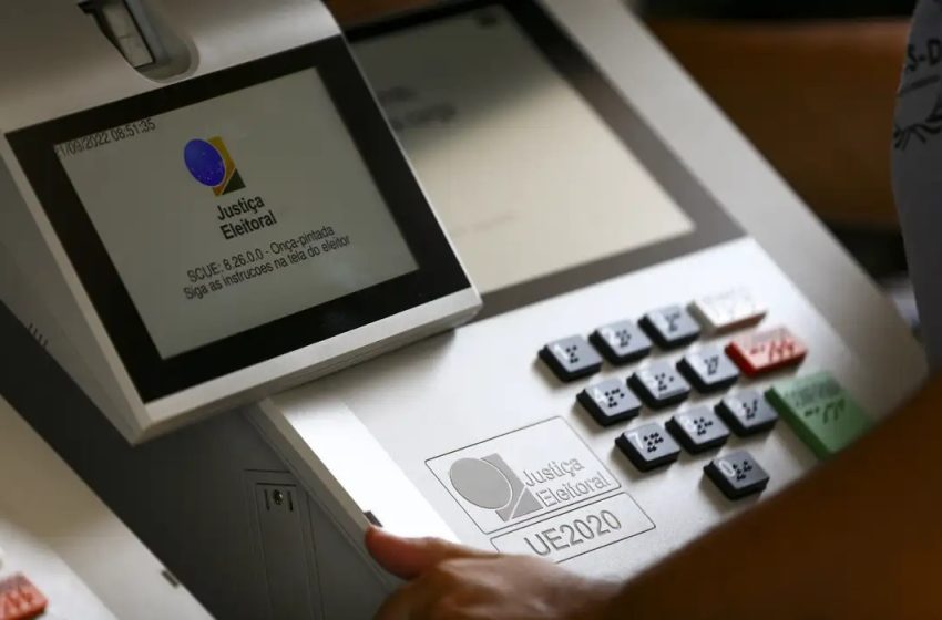  Presidente do TSE diz que 90% das urnas estão prontas para as eleições